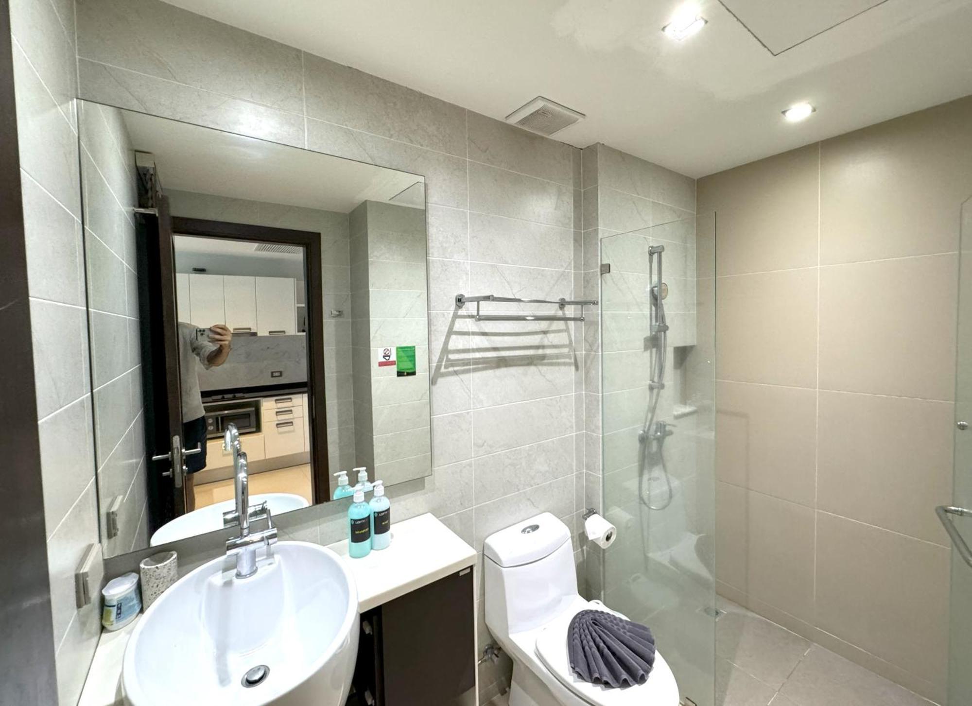 Private Apartment At Emerald Terrace Patong Esterno foto