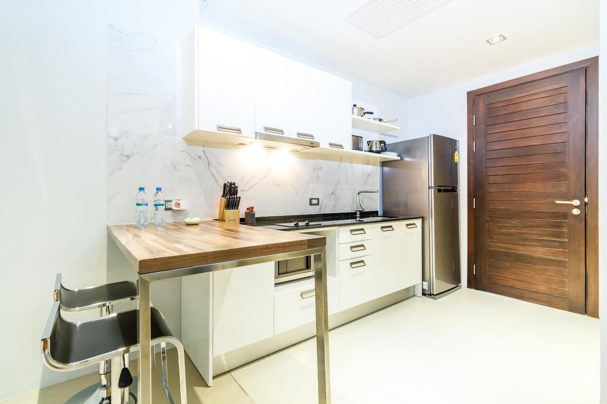 Private Apartment At Emerald Terrace Patong Esterno foto